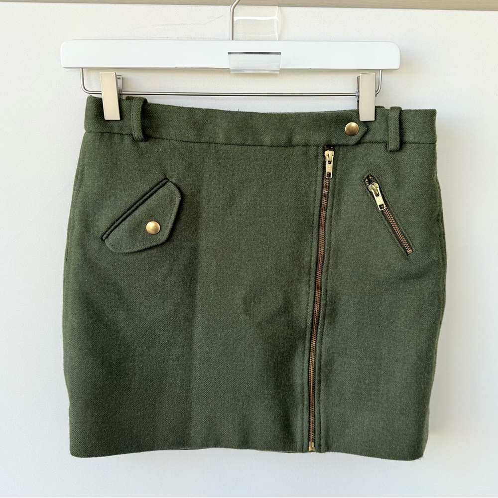 J. Crew Women’s Wool Lined Zipper Skirt size 2 Olive Green